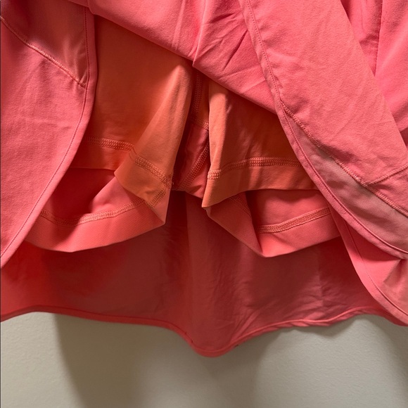Lululemon Hotty Hot High-Rise Skirt color Raspberry Cream pink coral Coral sz 6 - Picture 7 of 7